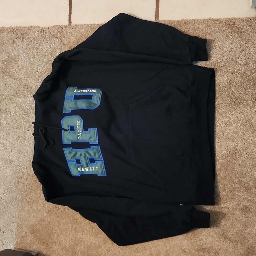 Hawaii Pacific University black hooded sweatshirt